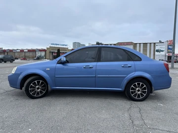 Авто Chevrolet Lacetti 2004 № 8516335