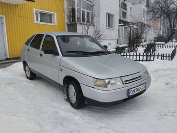 Авто ВАЗ 2112 2002 № 8516340