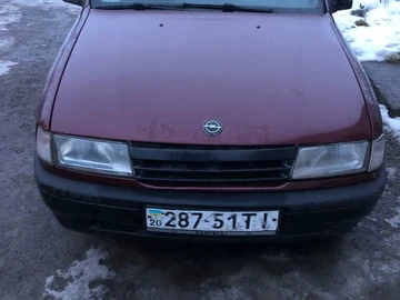 Авто Opel Vectra 1990 № 8516403