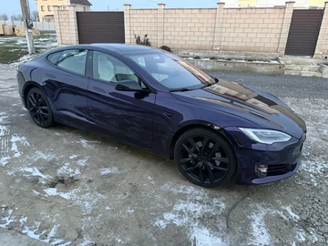 Авто Tesla Model S 2018 № 8516513