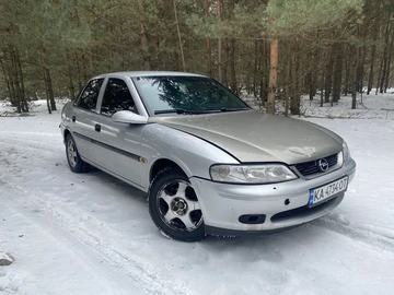 Авто Opel Vectra 1998 № 8516735