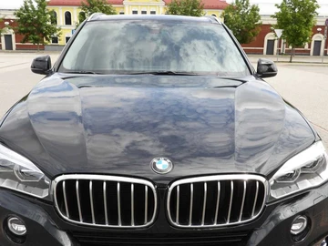 Авто BMW X5 2018 № 8517058