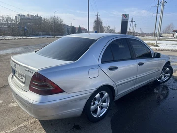 Авто Mercedes X-Class 2003 № 8517081