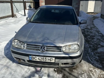 Авто Volkswagen Golf 2000 № 8517309