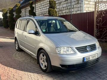 Авто Volkswagen Touran 2005 № 8517416