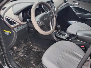 Авто Hyundai Santa Fe 2017 № 8517436