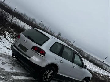 Авто Volkswagen Touareg 2005 № 8517458