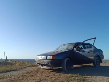 Авто Volkswagen Passat Sedan 1989 № 8517503