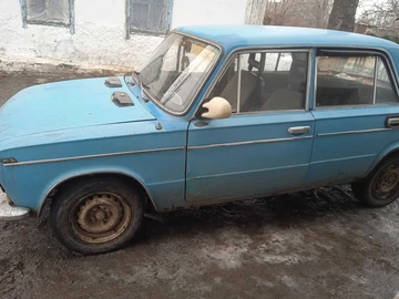 Авто ВАЗ 2103 1973 № 8517618