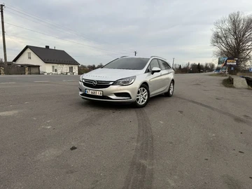 Авто Opel Astra 2018 № 8517627