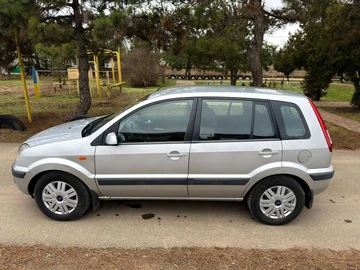 Авто Ford Fusion 2008 № 8517628
