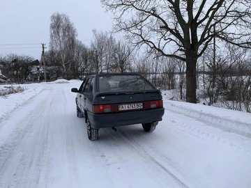 Авто ВАЗ 2109 2002 № 8517767