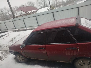 Авто ВАЗ 2109 1993 № 8517881