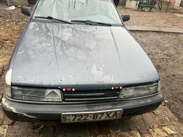 Авто Mazda 626 1988 № 8517917