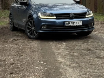 Авто Volkswagen Jetta 2017 № 8517928