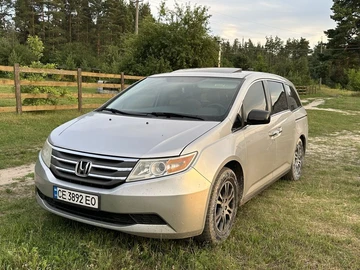 Авто Honda Odyssey 2013 № 8518047