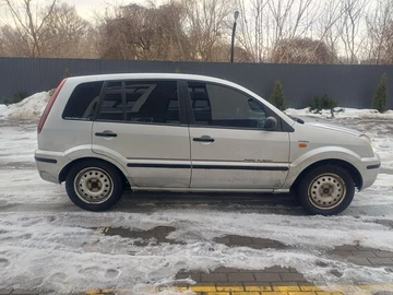 Авто Ford Fusion 2004 № 8518222