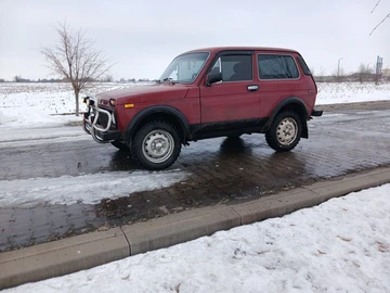 Авто ВАЗ 2121 1988 № 8518250