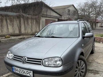 Авто Volkswagen Golf 2003 № 8518263