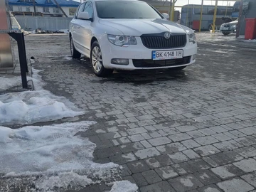 Авто Skoda Superb 2011 № 8518464