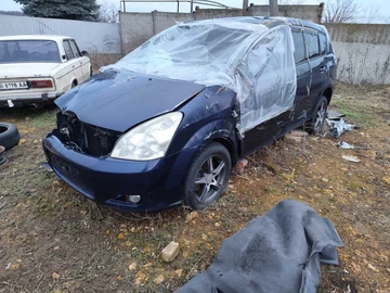Авто Toyota Corolla Verso 2005 № 8518468