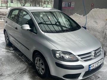 Авто Volkswagen Golf Plus 2005 № 8518478