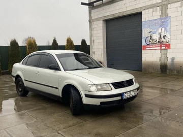 Авто Volkswagen Passat Sedan 2000 № 8518484