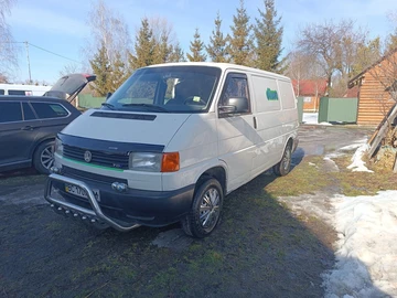 Авто Volkswagen Transporter 2000 № 8518515