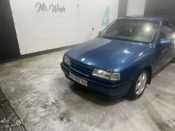 Авто Opel Vectra 1992 № 8518705