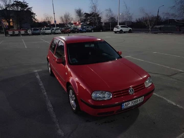 Авто Volkswagen Golf 1999 № 8518854