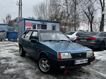Авто ВАЗ 2109 2001 № 8518889