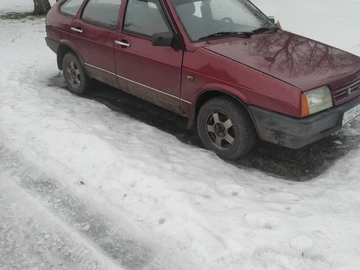 Авто ВАЗ 2109 1993 № 8519158