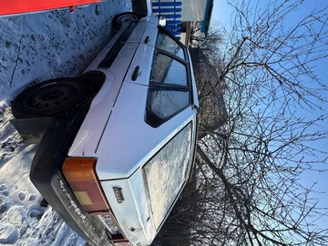 Авто ВАЗ 2109 1990 № 8519283