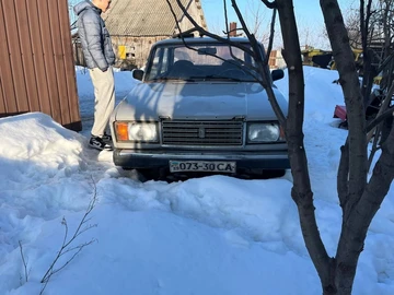Авто ВАЗ 2107 1991 № 8519287