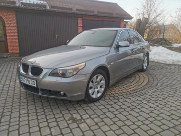 Авто BMW 5 Серия 2004 № 8519373