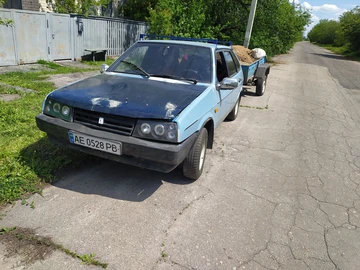 Авто ВАЗ 2109 1992 № 8519635