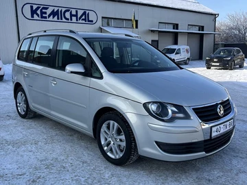 Авто Volkswagen Touran 2009 № 8519686