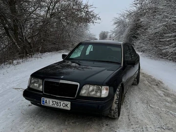 Авто Mercedes 220 1994 № 8519836