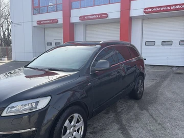 Авто Audi Q7 2007 № 8519883