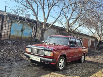 Авто ВАЗ 2107 1996 № 8519965