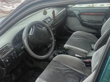Авто Opel Vectra 1994 № 8519977