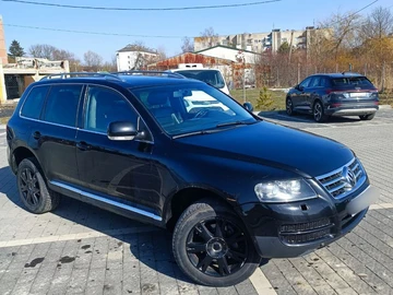 Авто Volkswagen Touareg 2006 № 8520107