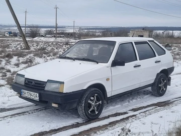 Авто ВАЗ 2109 1996 № 8520144