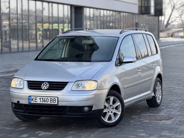 Авто Volkswagen Touran 2003 № 8520554