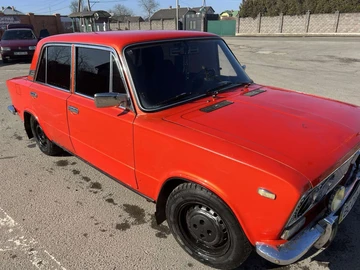 Авто ВАЗ 2103 1977 № 8520737