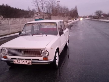 Авто ВАЗ 2113 1986 № 8520779