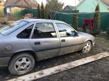 Авто Opel Vectra 1997 № 8520855