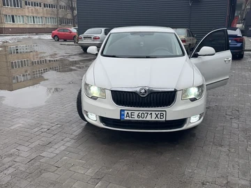 Авто Skoda Superb 2012 № 8520920