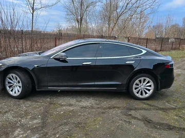Авто Tesla Model S 2018 № 8520936