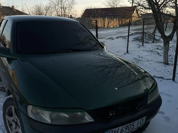 Авто Opel Vectra 1996 № 8521040